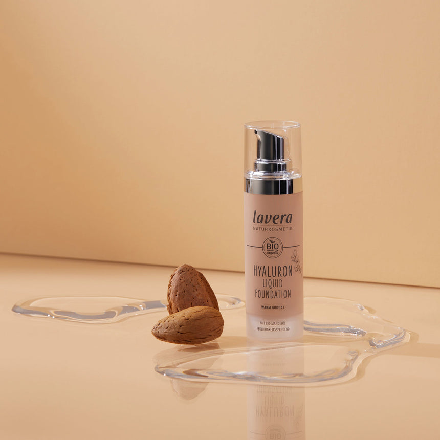 Hyaluronic Liquid Foundation SPF15 - mypure.co.uk