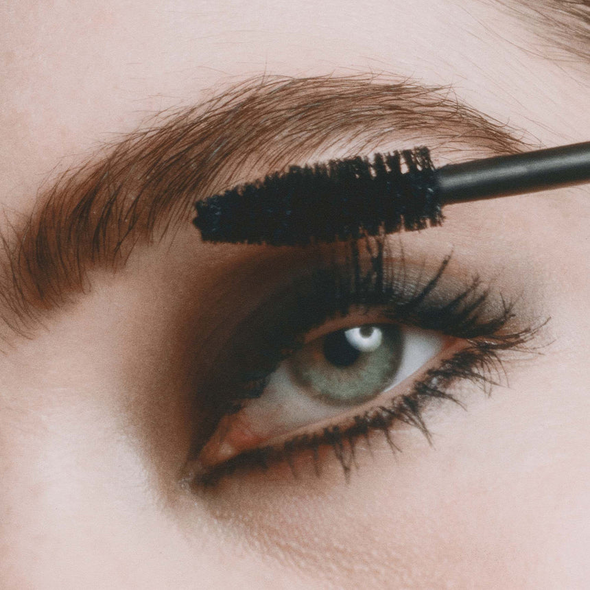 COME CLOSER | Infinite Lash Mascara