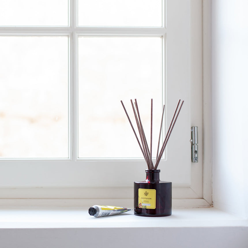 Reed Diffuser | Lemongrass & Cedarwood - mypure.co.uk