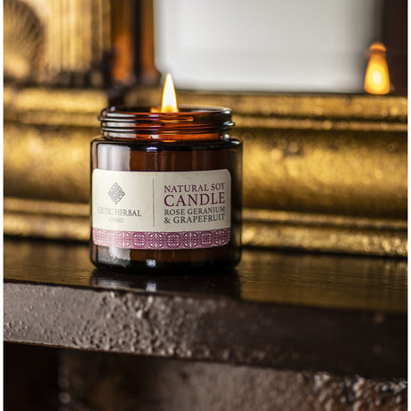 Rose, Geranium & Grapefruit Soy Wax Candle - mypure.co.uk